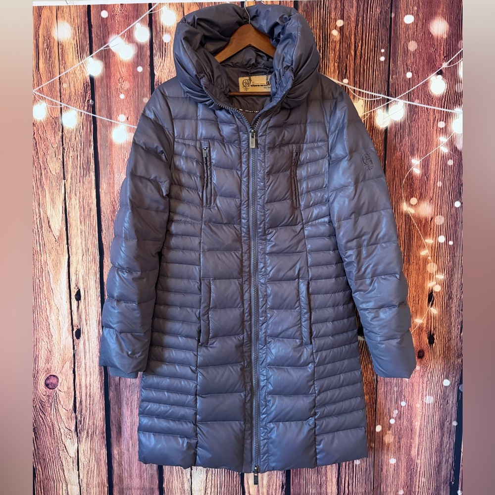 Giacomo The Jacket Women's Long Irredescent Quilted Puffer Coat Portrait Lining